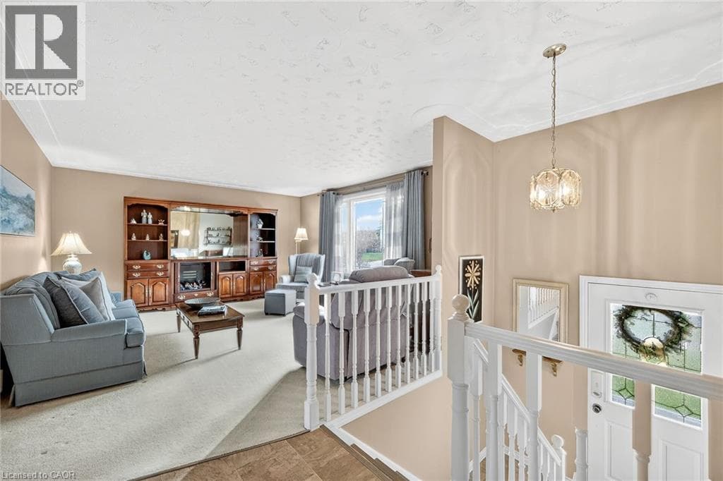 5083 HARTWOOD AVENUE — photo 3