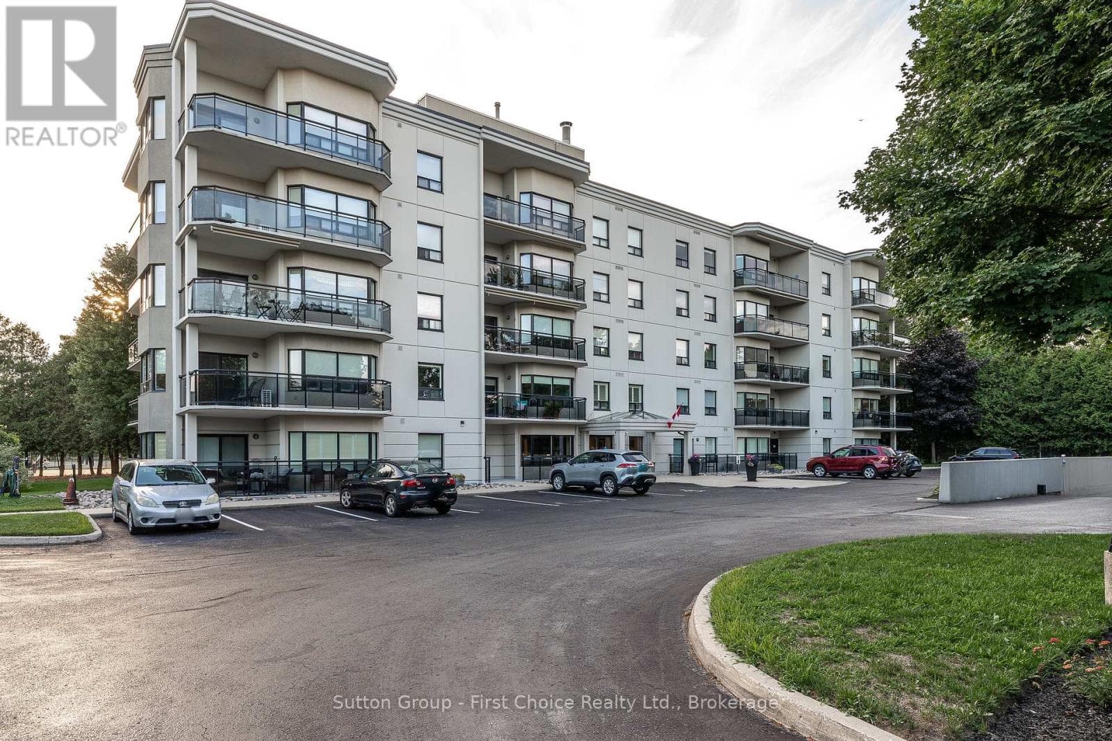 206 - 160 ROMEO STREET in 