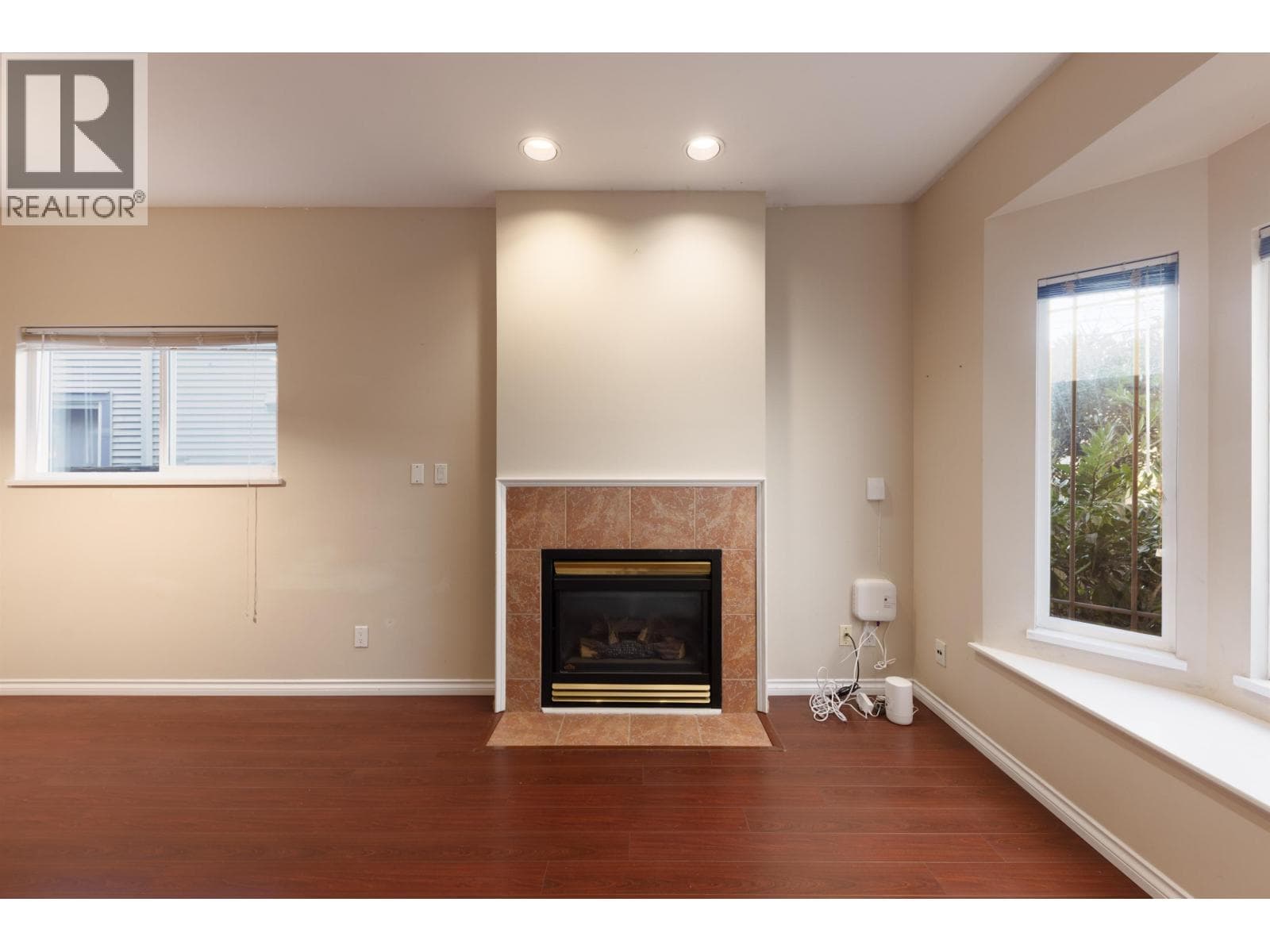 7668 BENNETT ROAD — photo 3
