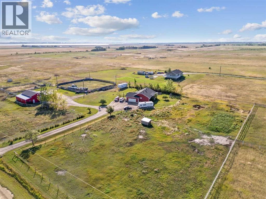 272187 TOWNSHIP ROAD 240, Calgary — photo 5