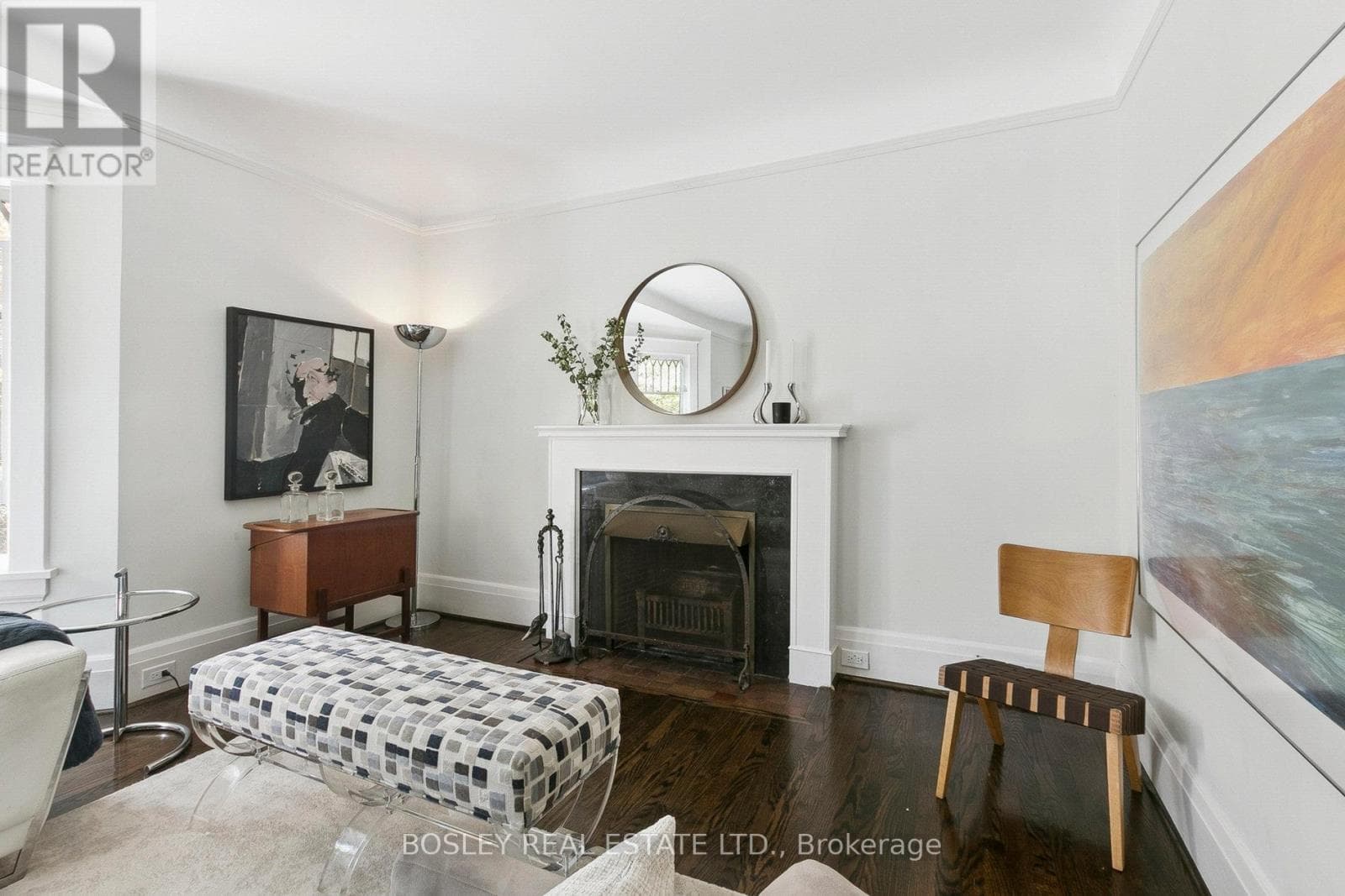 52 ROWANWOOD AVENUE — photo 3