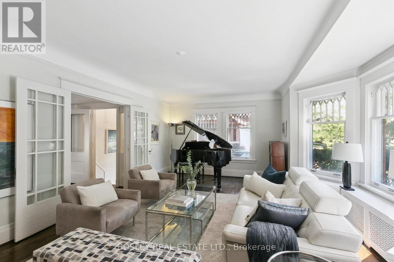 52 ROWANWOOD AVENUE — photo 5