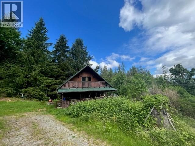 13524 SUNSHINE COAST HIGHWAY — photo 2