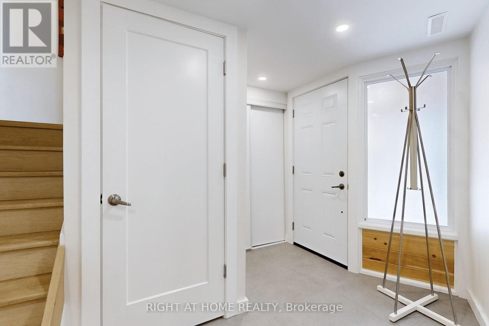 6 - 400 BLOOR STREET — photo 4