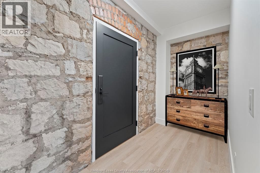 247 BROCK STREET UNIT 101, Windsor — photo 4