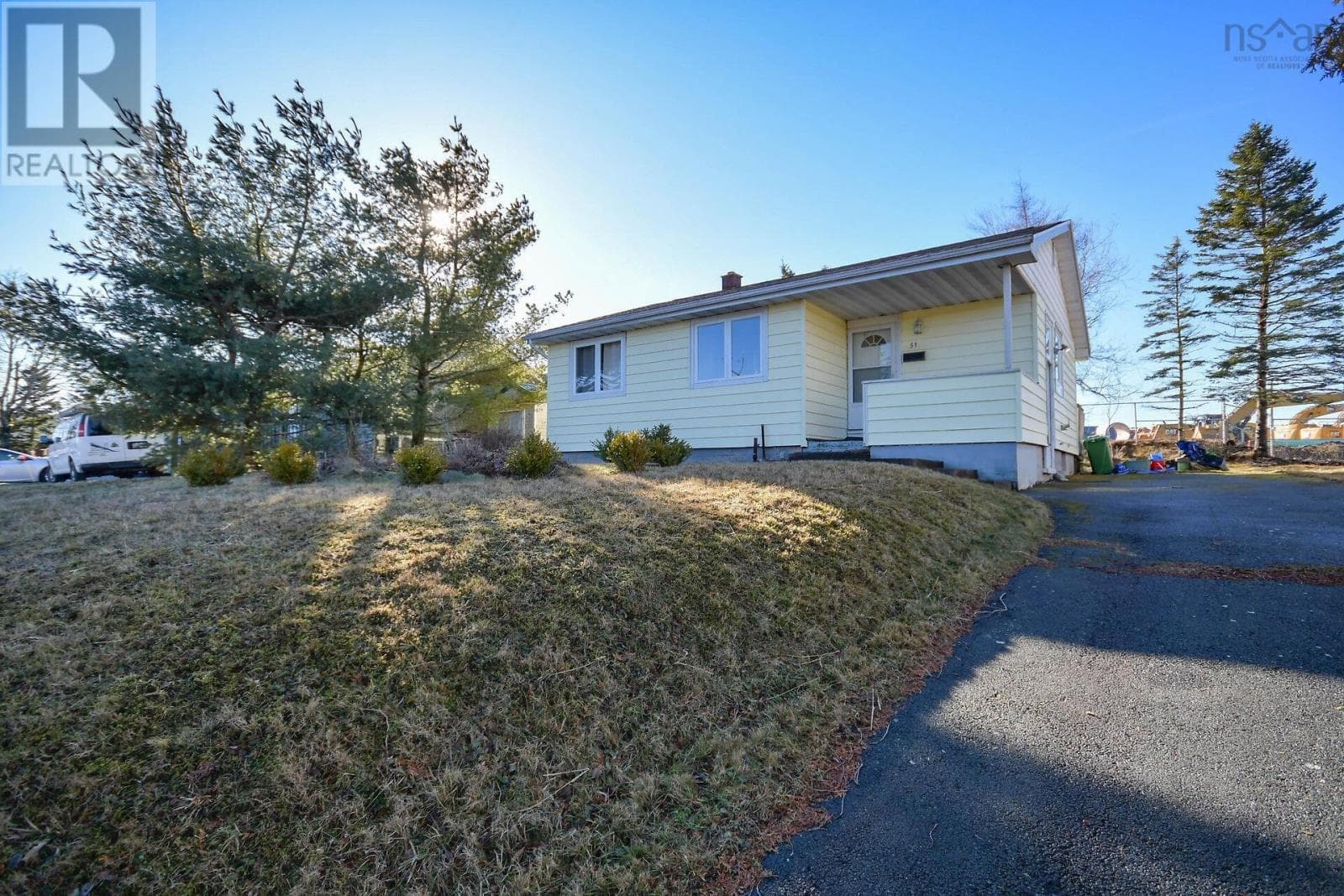 51 MANSION AVENUE — photo 2