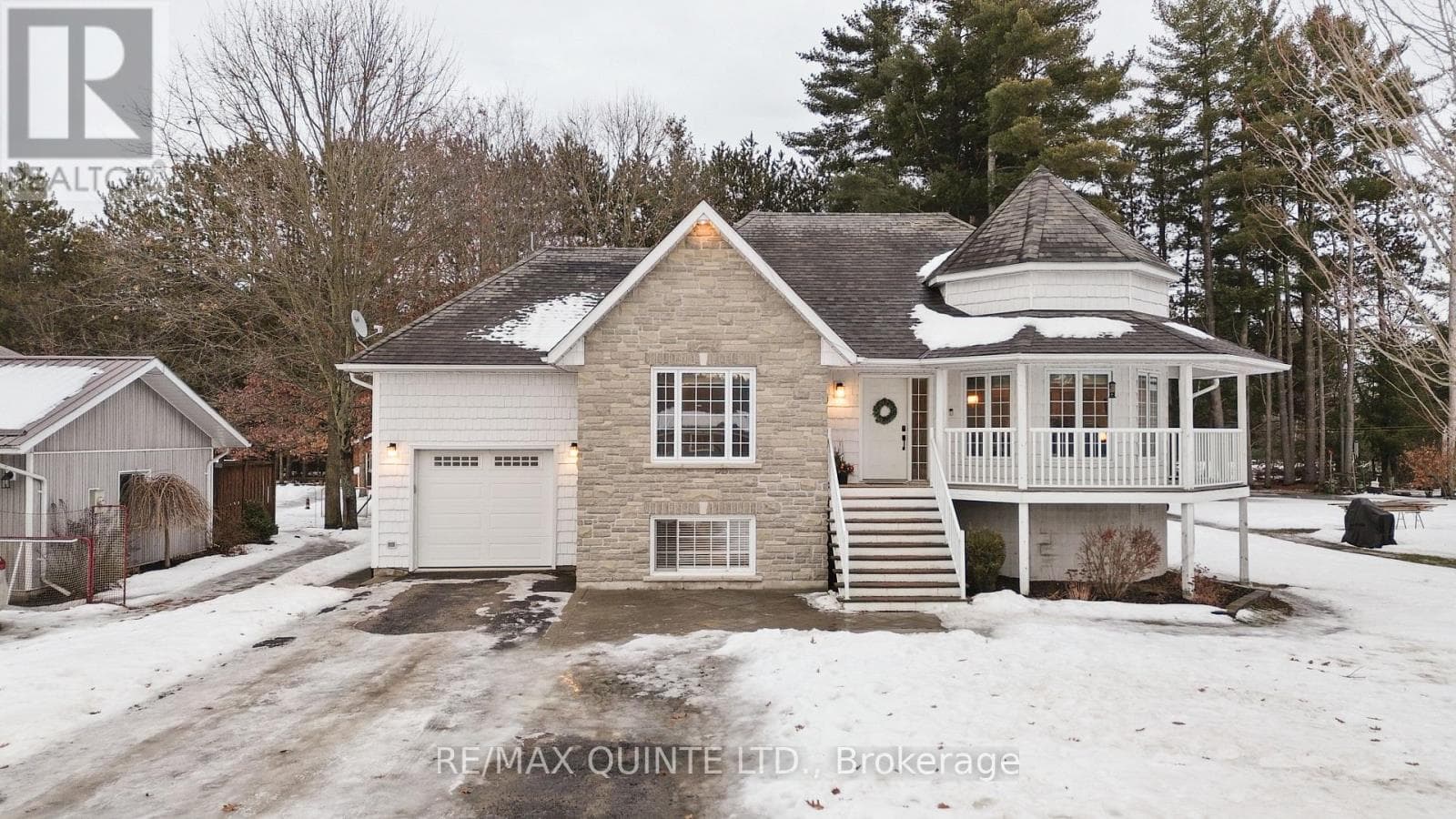 40 CHARLES COURT in 