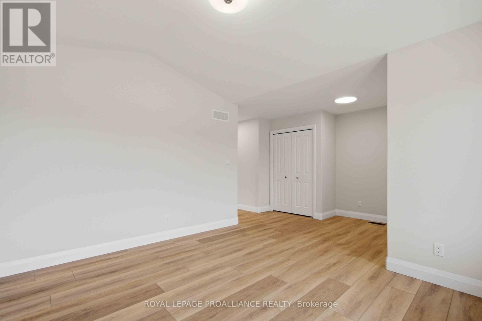 41 CLAYTON JOHN AVENUE, Central Lakes — photo 5