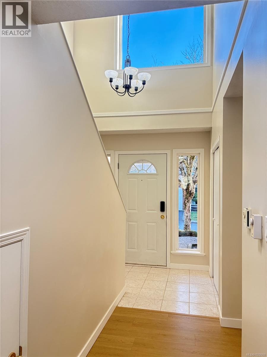 1646 CREEKSIDE DRIVE — photo 5
