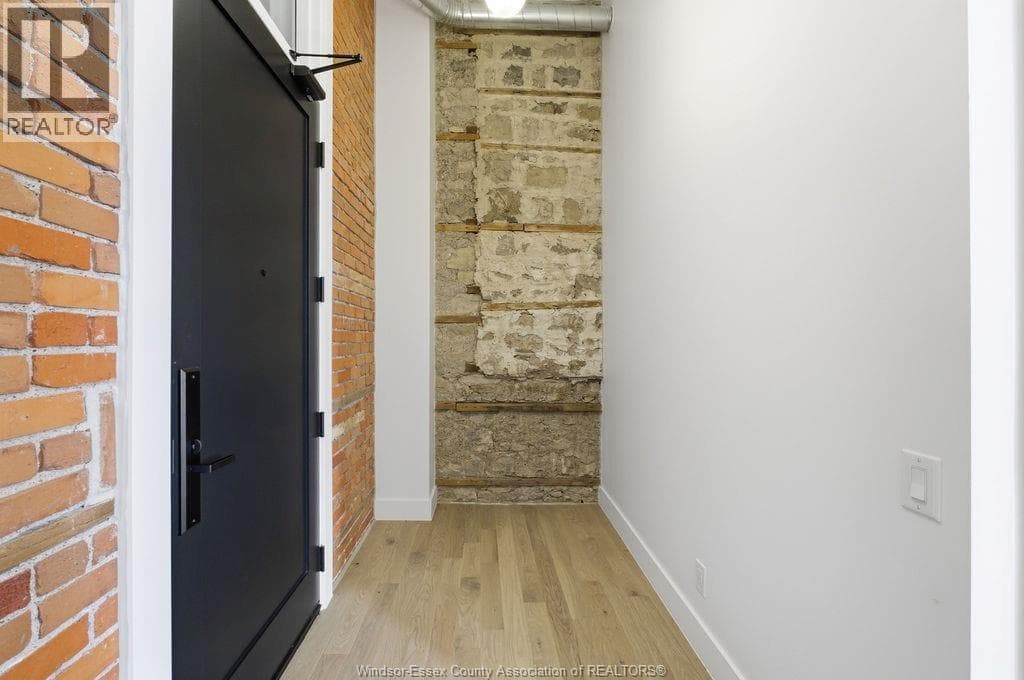 247 BROCK STREET UNIT 301, Windsor — photo 3