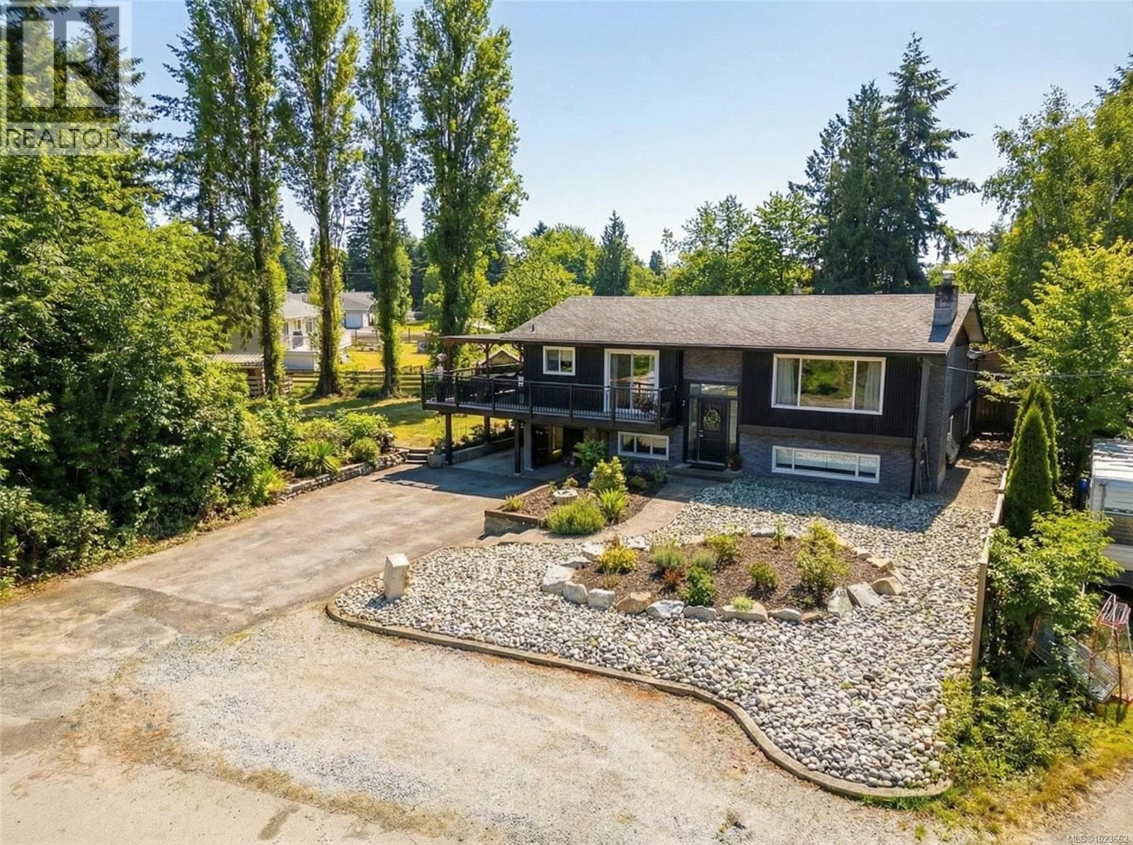 3422 Markham Pl, Vancouver Island — photo 3