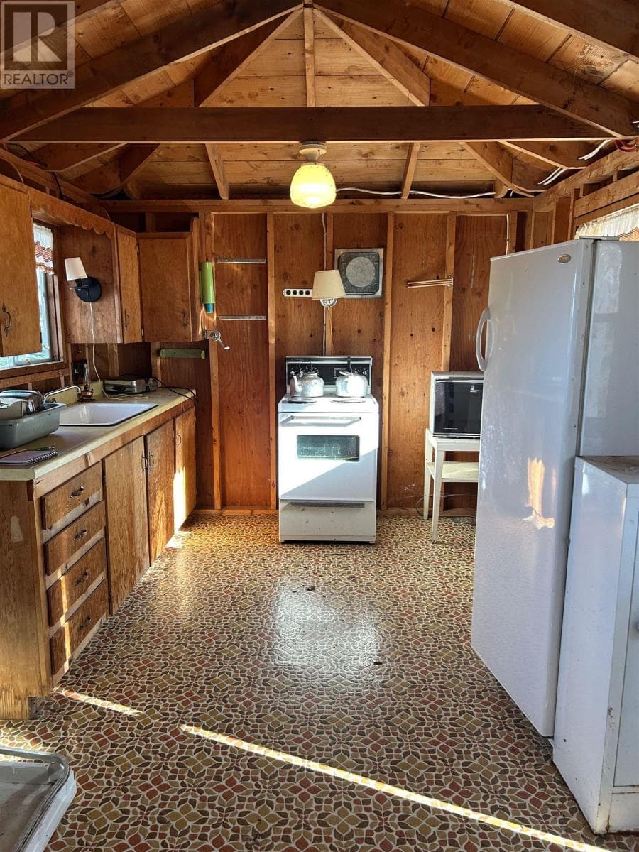 63 WATERFRONT DRIVE — photo 4