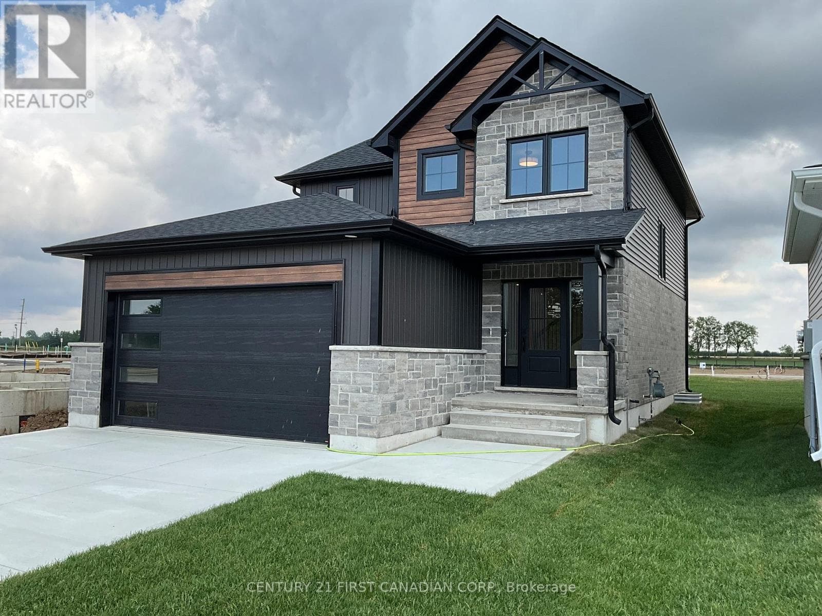 5 DOERR COURT in