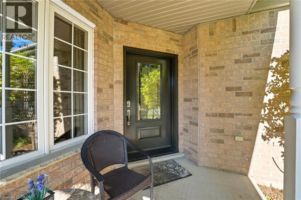 254 KERWOOD DRIVE — photo 3