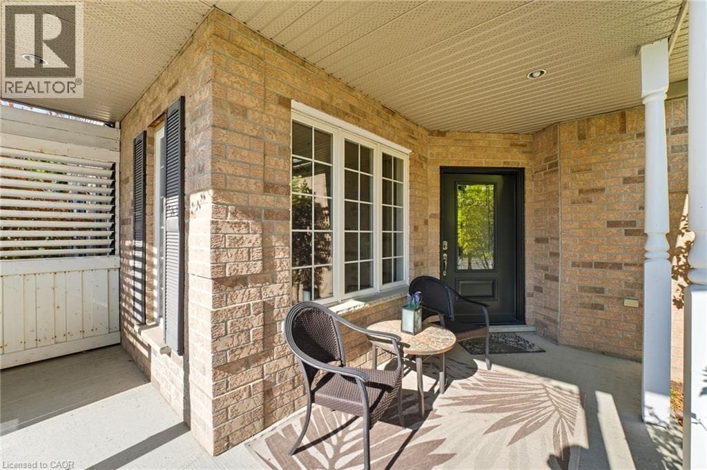 254 KERWOOD DRIVE — photo 4