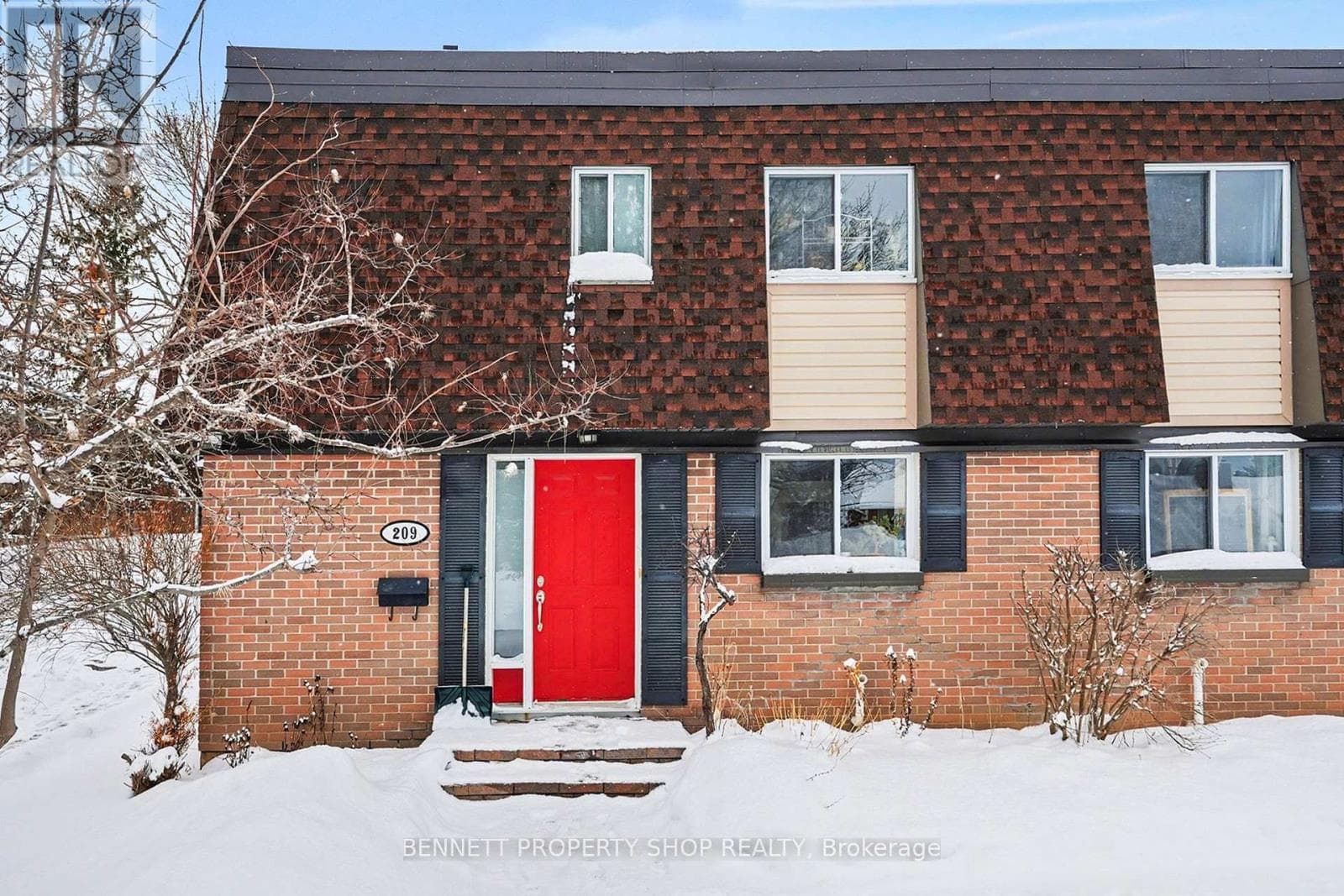 41 - 209 RIDGEPARK PRIVATE in CRESTVIEW-TANGLEWOOD