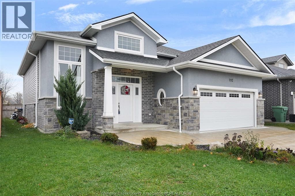 192 LENNOX AVENUE, Windsor — photo 2