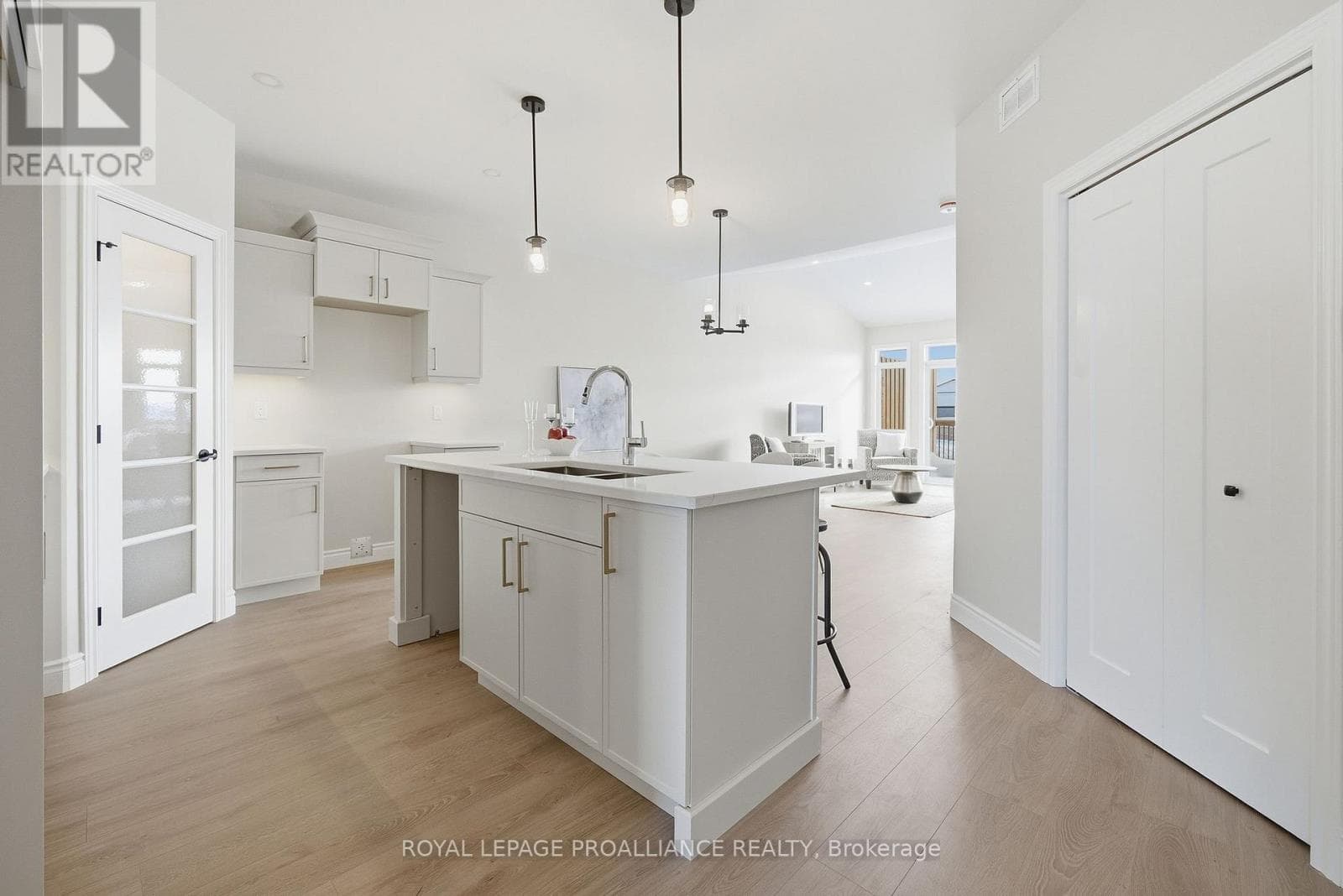 62 RAYCROFT DRIVE — photo 4