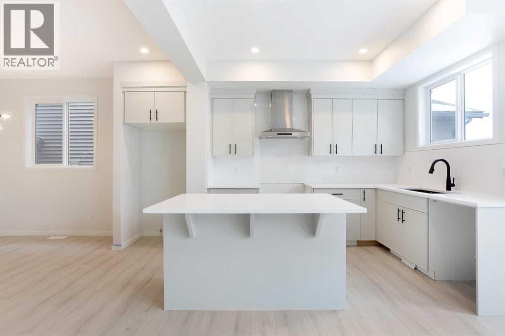 49 CREEKSIDE AVENUE SOUTHWEST — photo 5