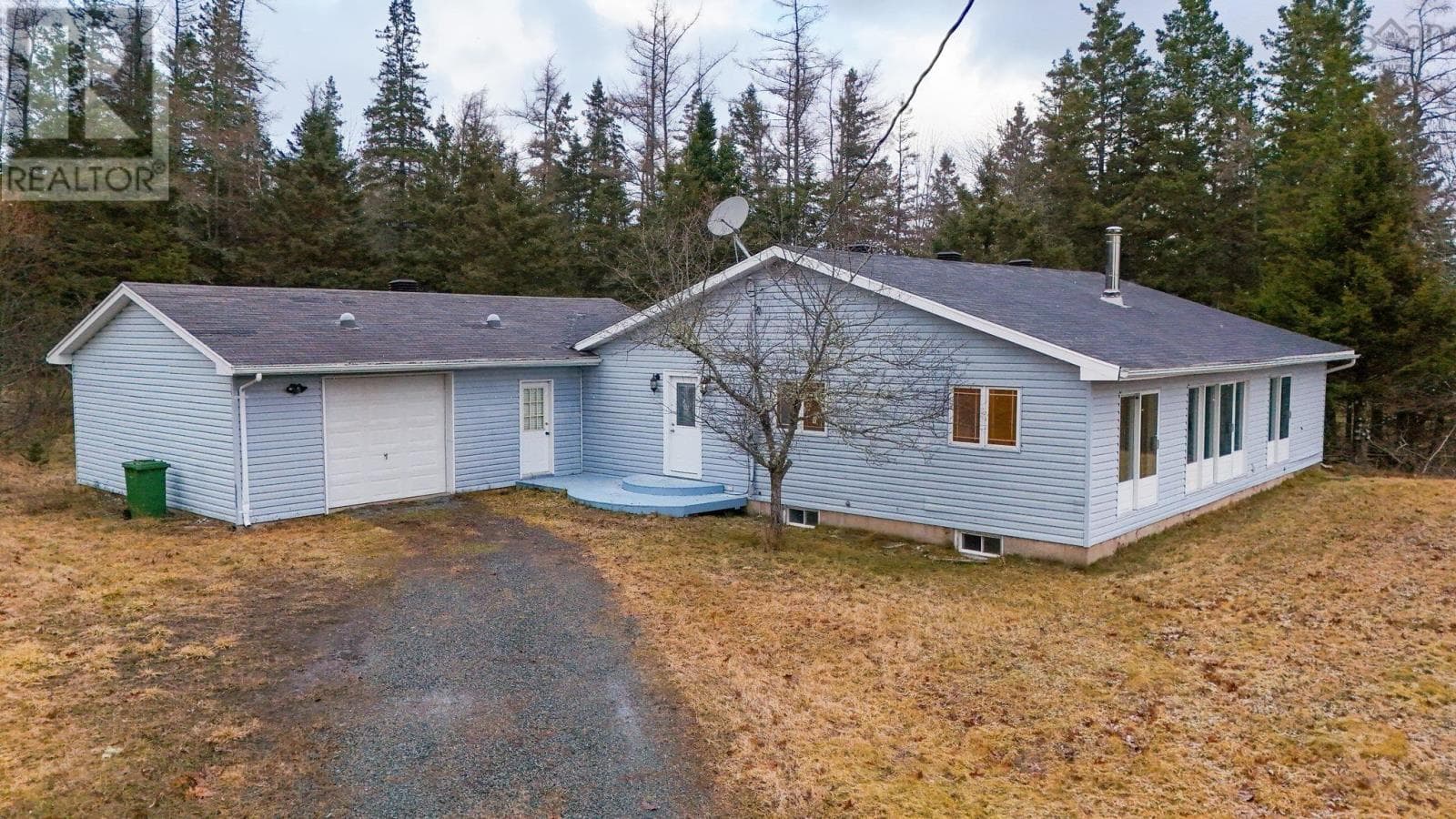 9676 HIGHWAY 224 — photo 2