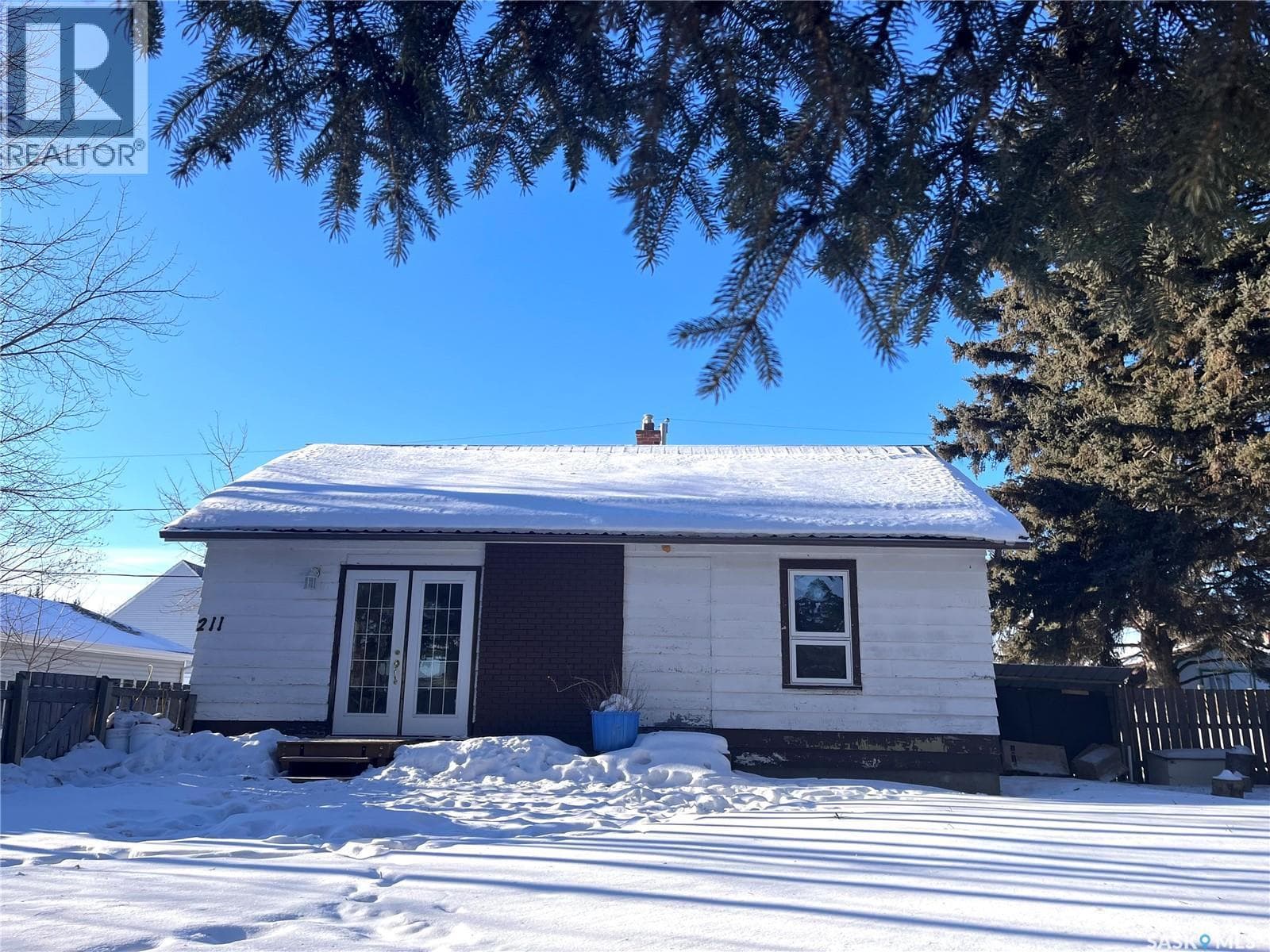 211 Eliza AVENUE — photo 2