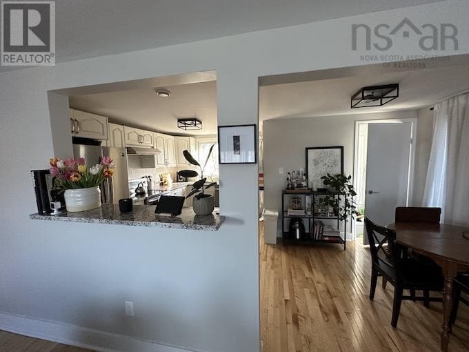 82 SUNNYBRAE AVENUE — photo 4