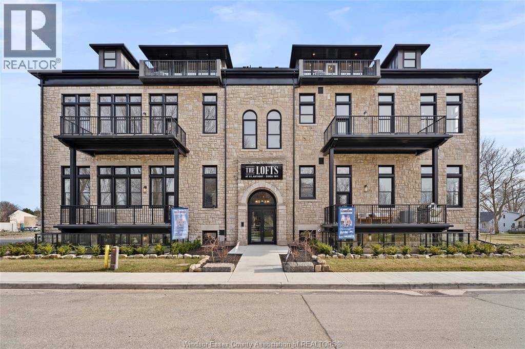247 BROCK STREET UNIT 102 in 