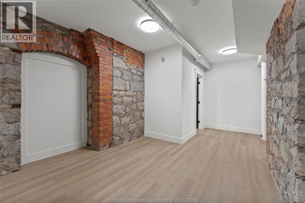 247 BROCK STREET UNIT 102, Windsor — photo 5