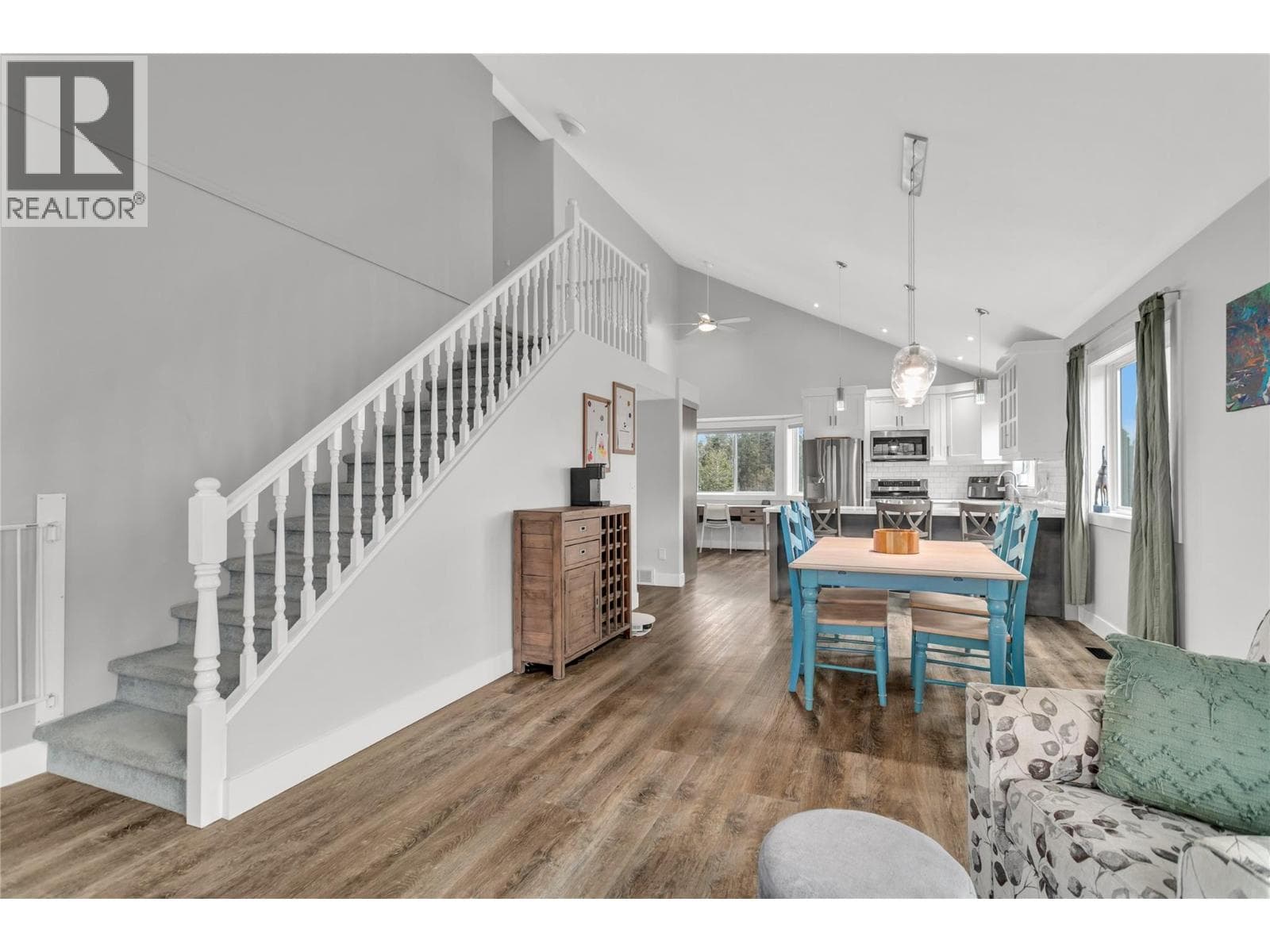 3819 GLEN CANYON DRIVE — photo 5