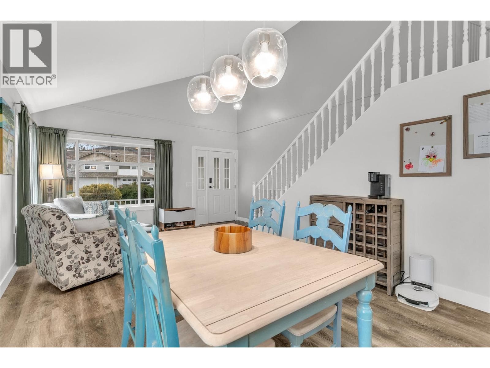3819 GLEN CANYON DRIVE — photo 4