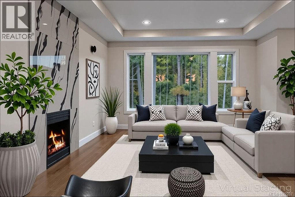 811 STRINGER WAY — photo 3