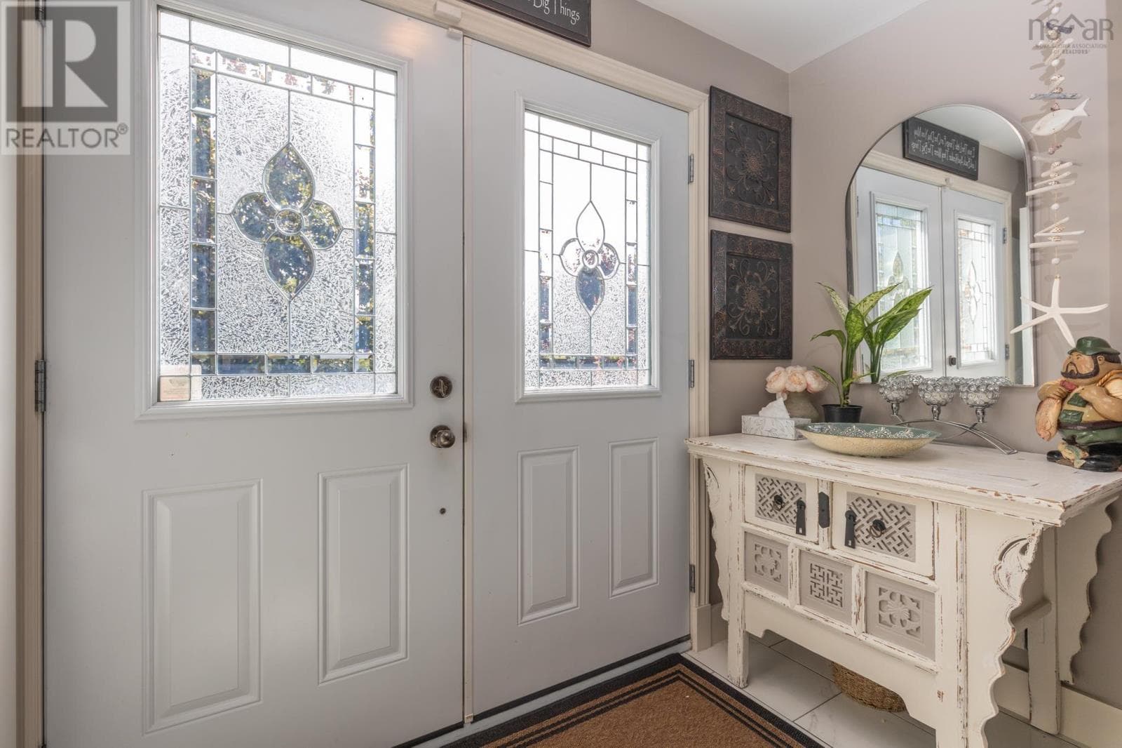 35 SPRUCEWOOD DRIVE — photo 3