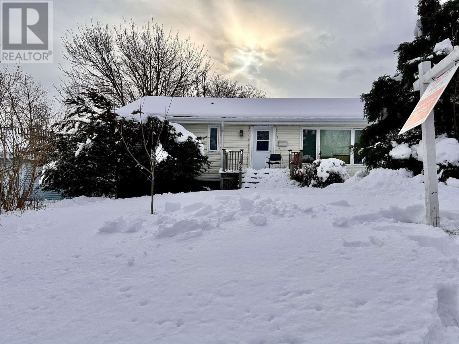 82 SUNNYBRAE AVENUE in HALIFAX