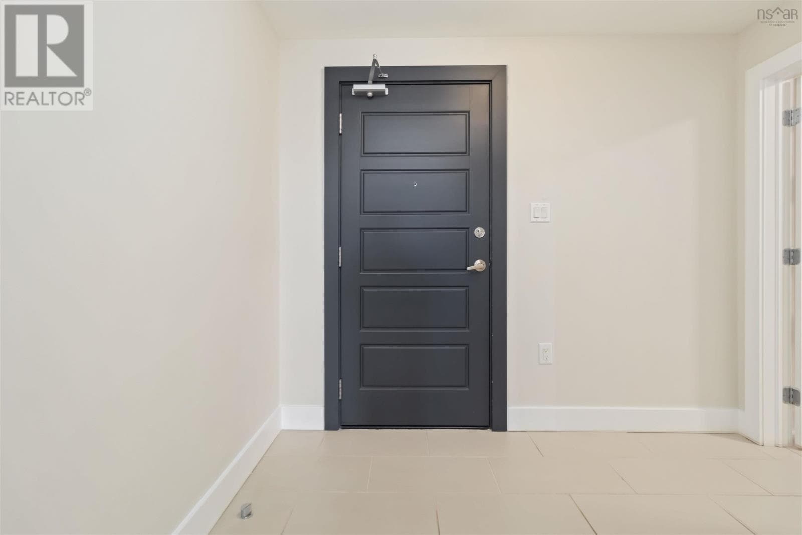 902 31 KINGS WHARF PLAZA — photo 4