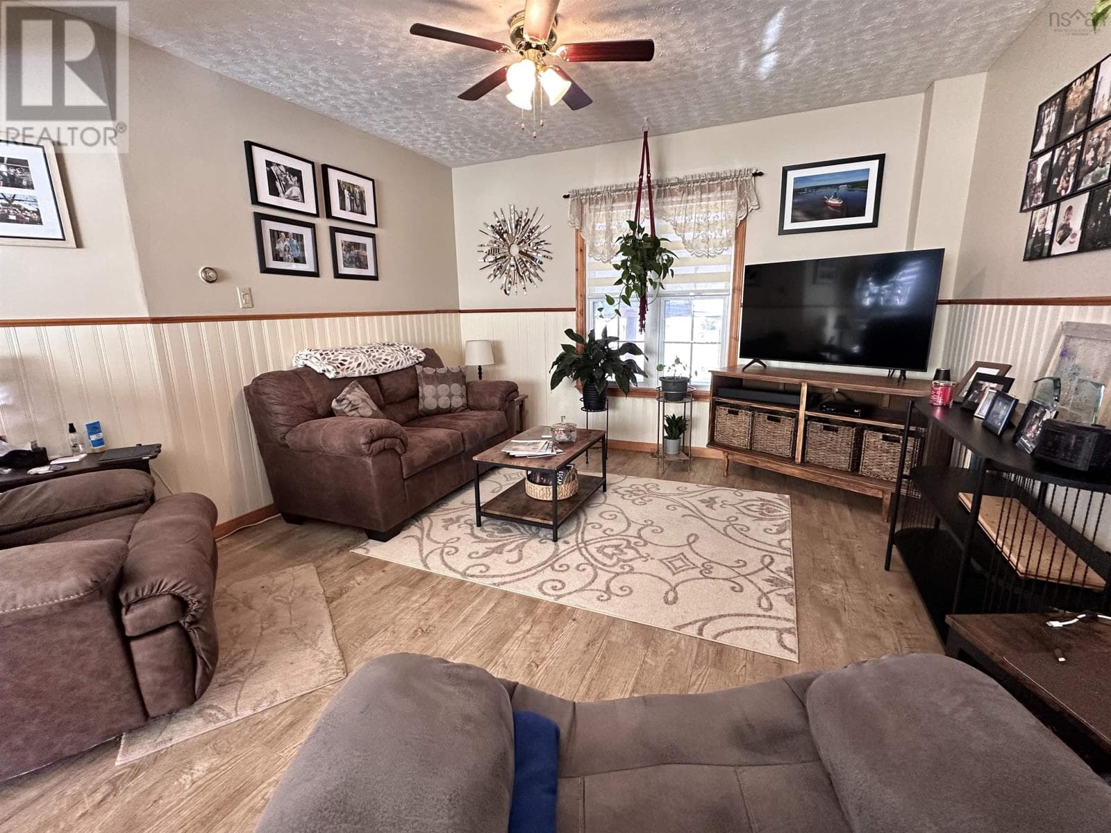 15 DEXTER AVENUE — photo 5