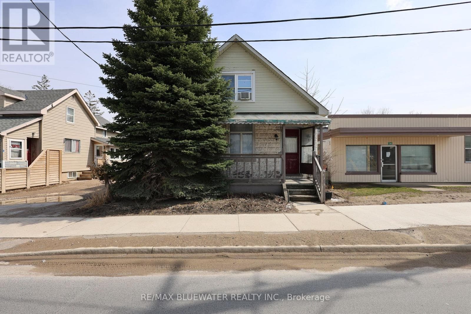 16-18 ONTARIO STREET N, London and St. Thomas — photo 3