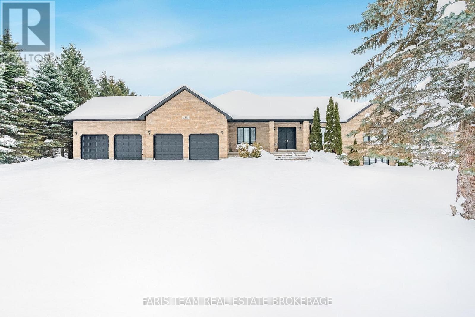 39 VANDERPOST CRESCENT in 