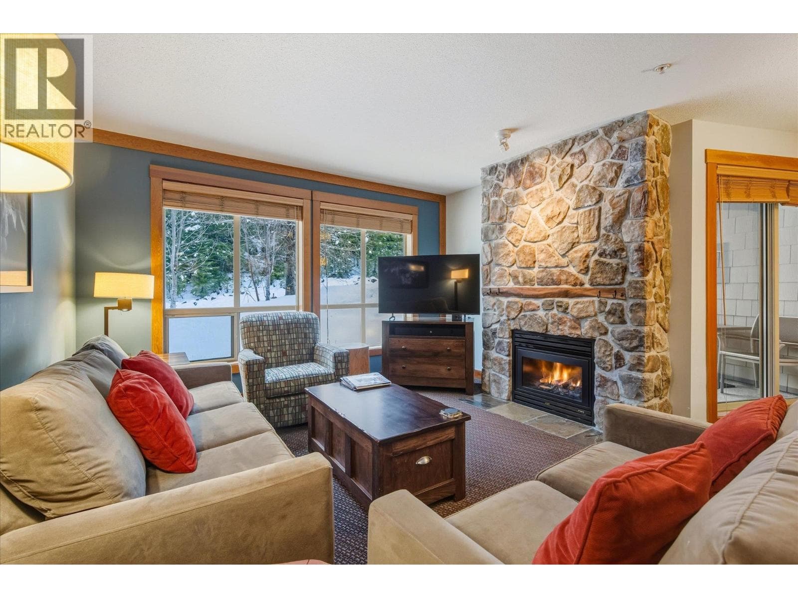 226A 2036 LONDON LANE — photo 3