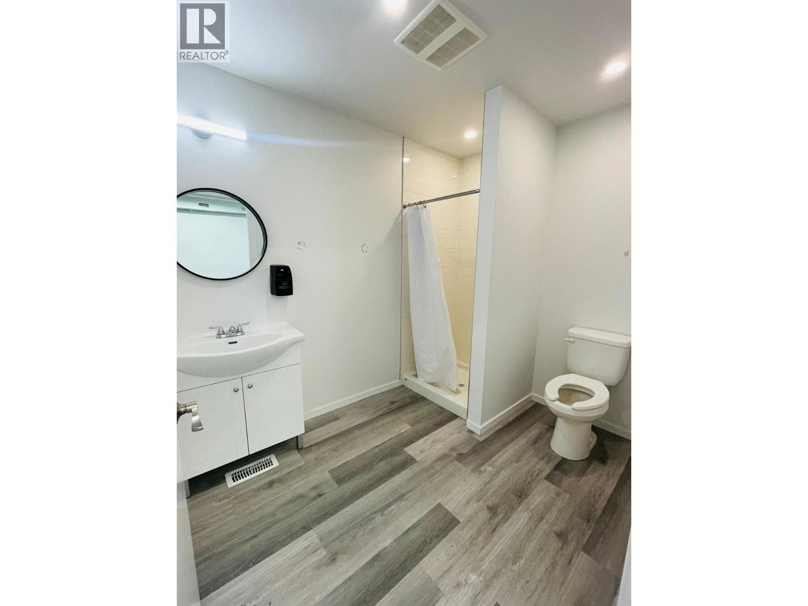 369 ST PAUL Street — photo 4