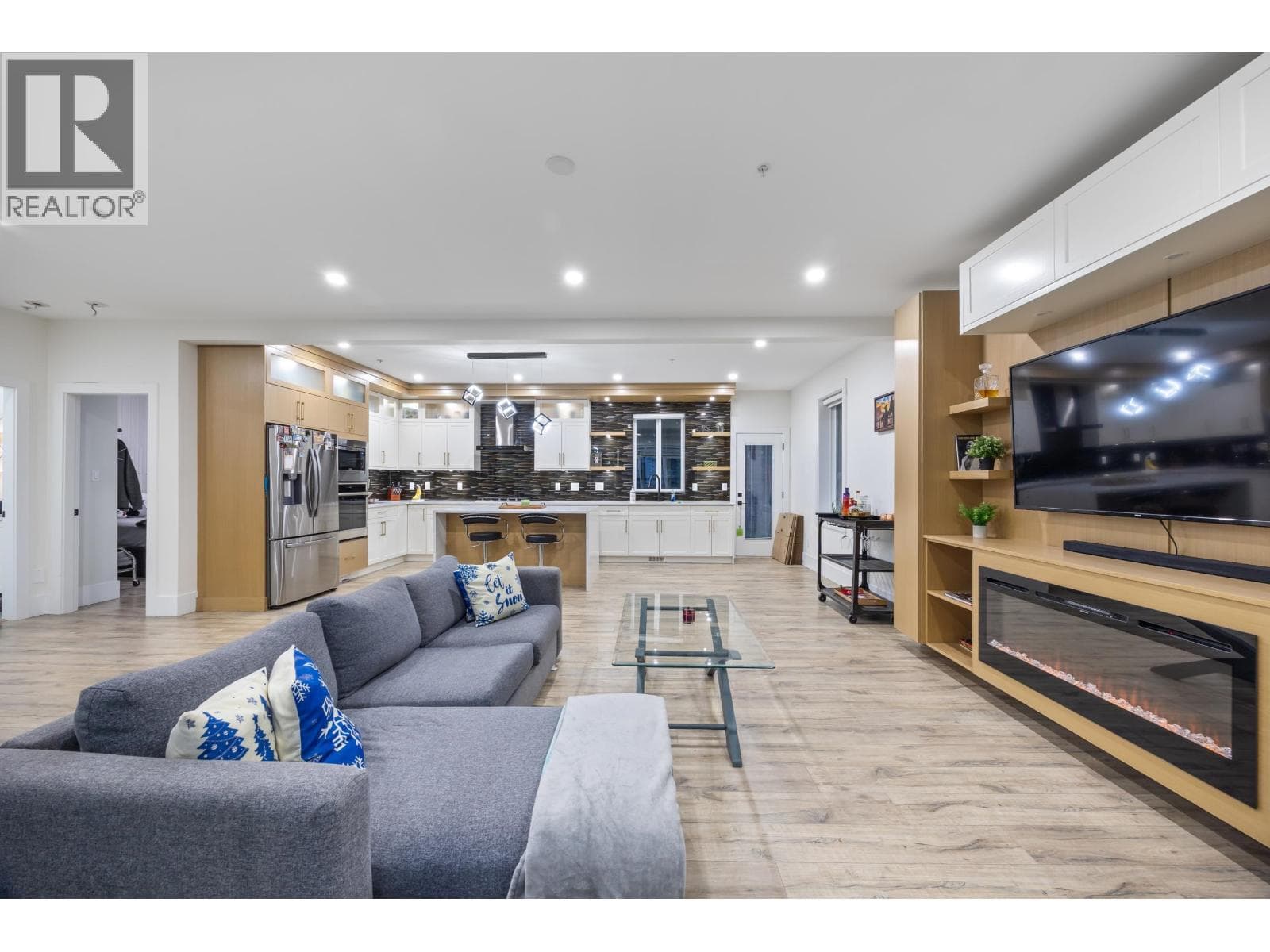 10500 MCVEETY STREET — photo 5