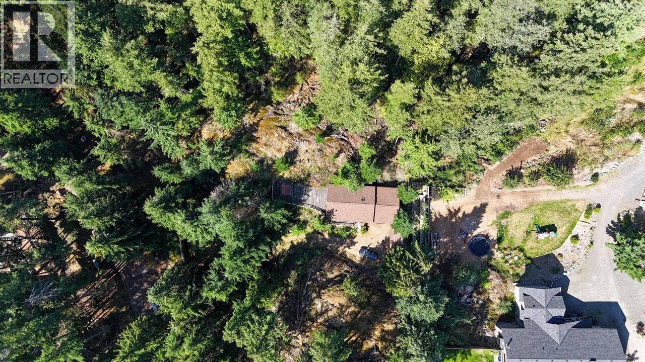 360 SALAL ROAD — photo 4