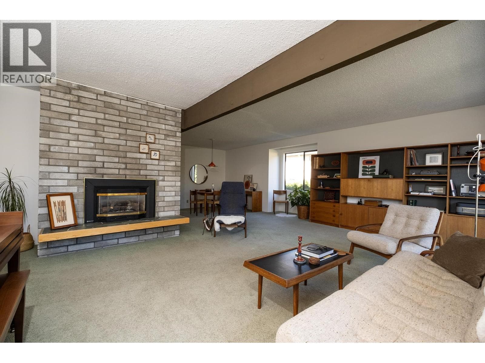 670 FAIRMONT ROAD — photo 3