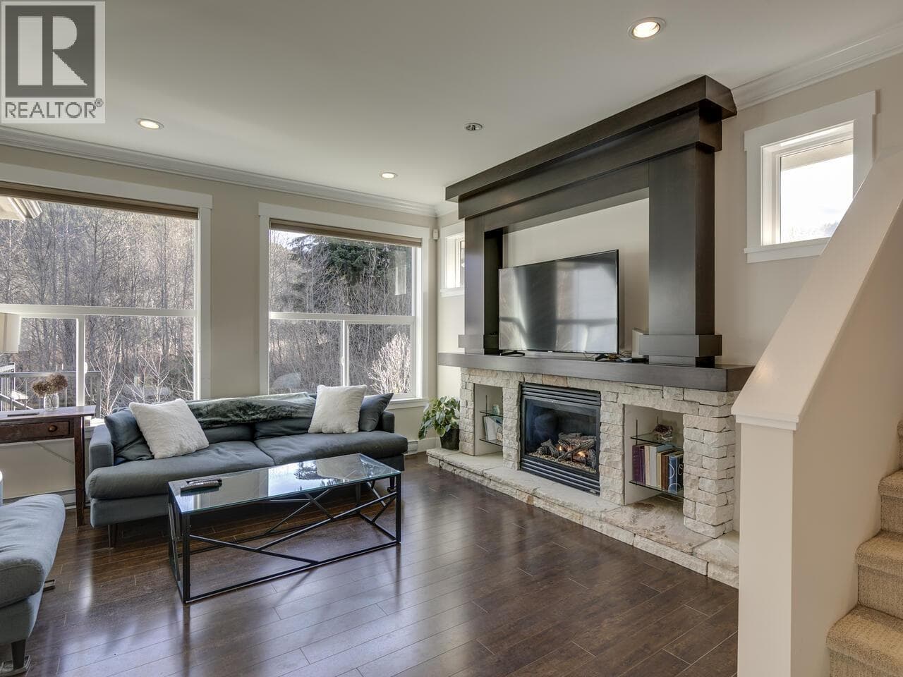 39070 KINGFISHER ROAD — photo 4