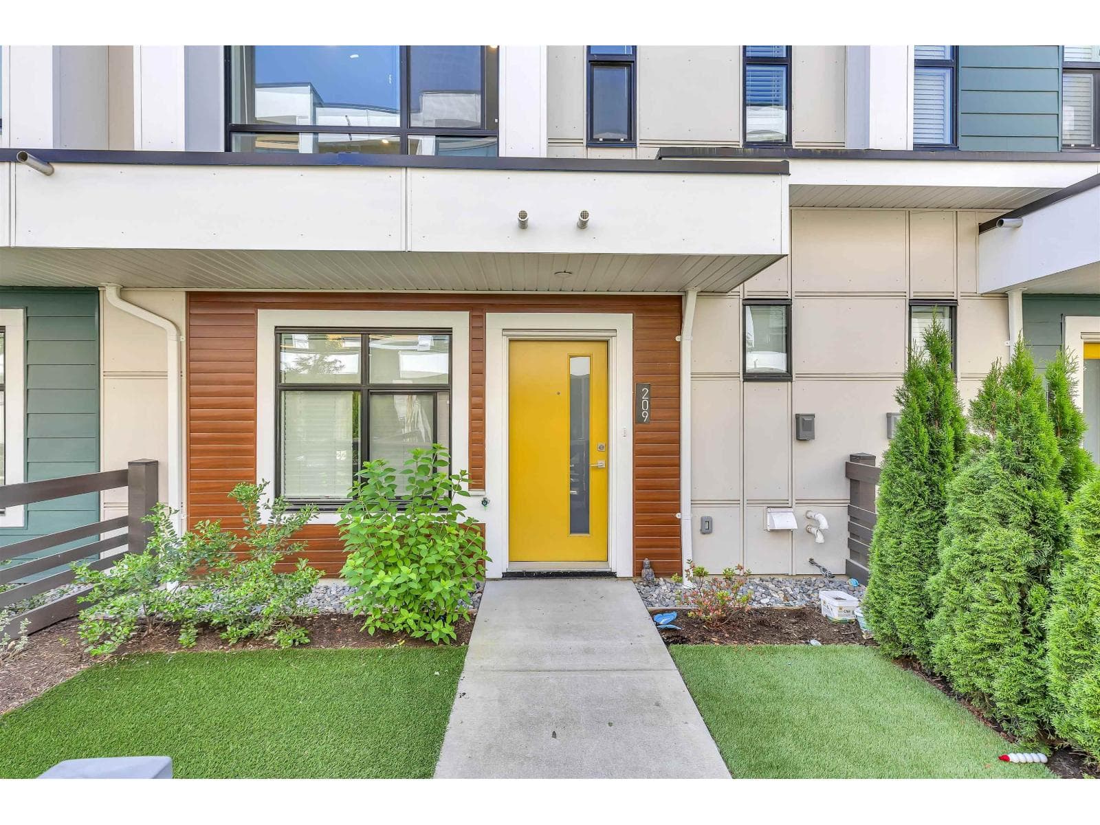 209 46150 THOMAS ROAD, Vedder Crossing in Sardis - Vedder