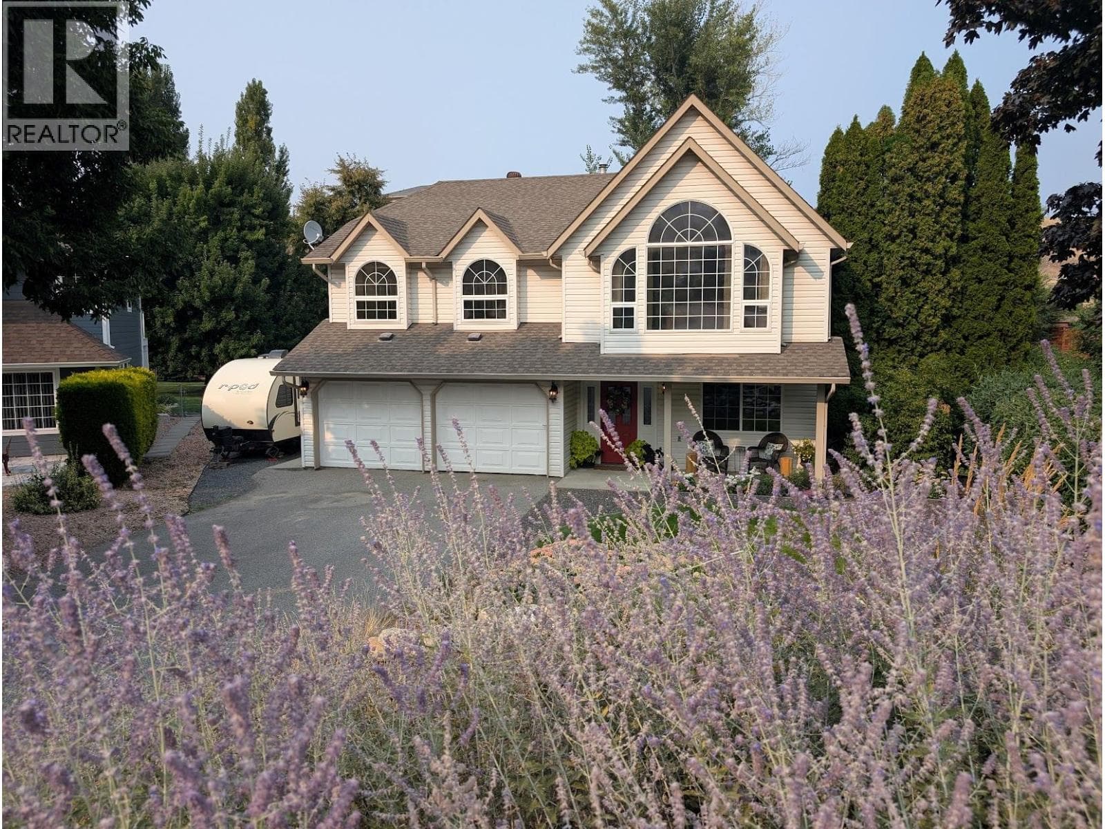 6107 Tavender Court in 