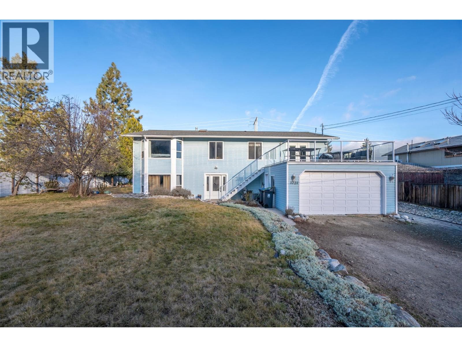 1721 Wallis Road, Interior REALTORS® — photo 2