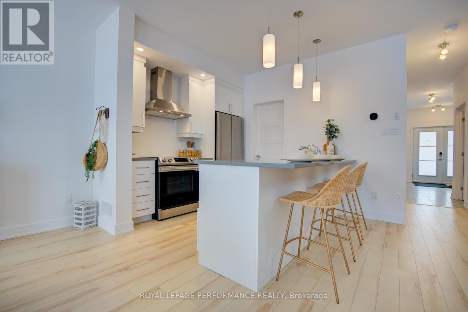 TH-152D CYPRESS STREET, Ottawa — photo 5