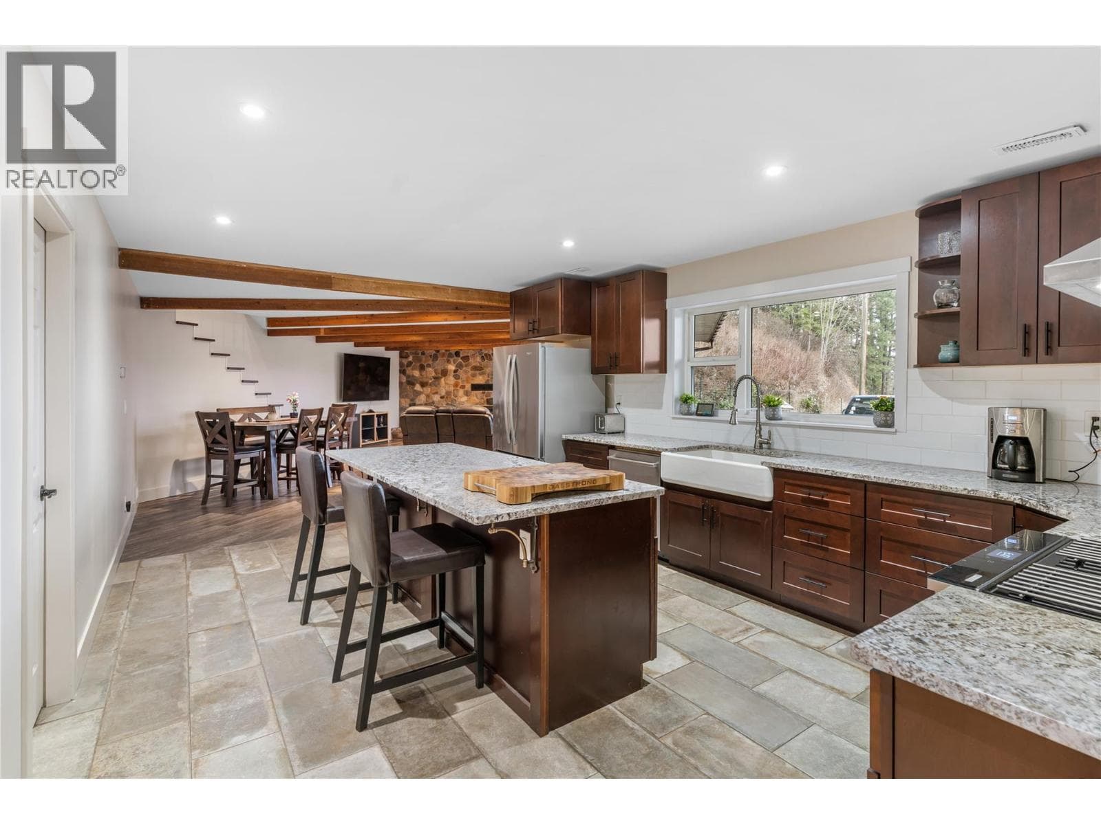 173 Brash Allen Road, Interior REALTORS® — photo 4