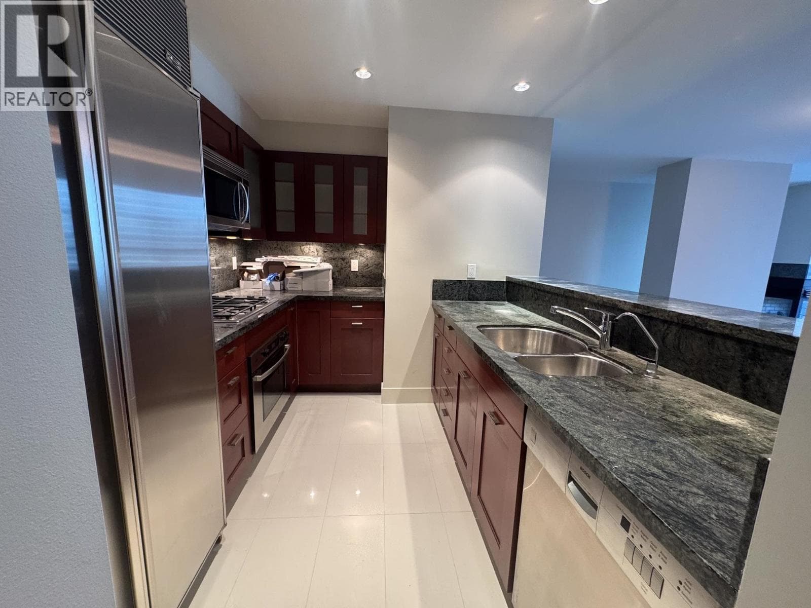 1007 590 NICOLA STREET — photo 4