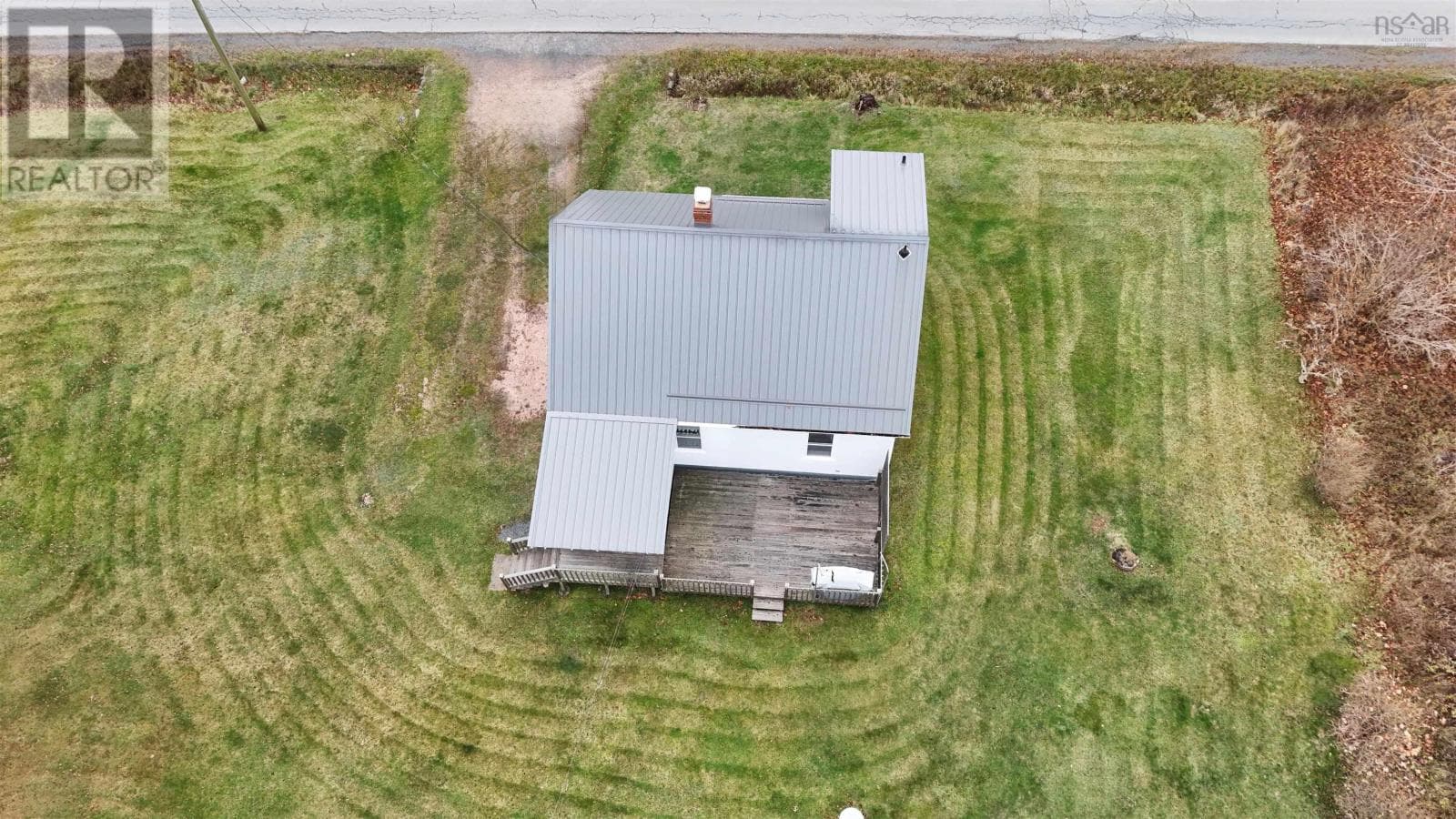 38 OAKHILL ROAD — photo 5